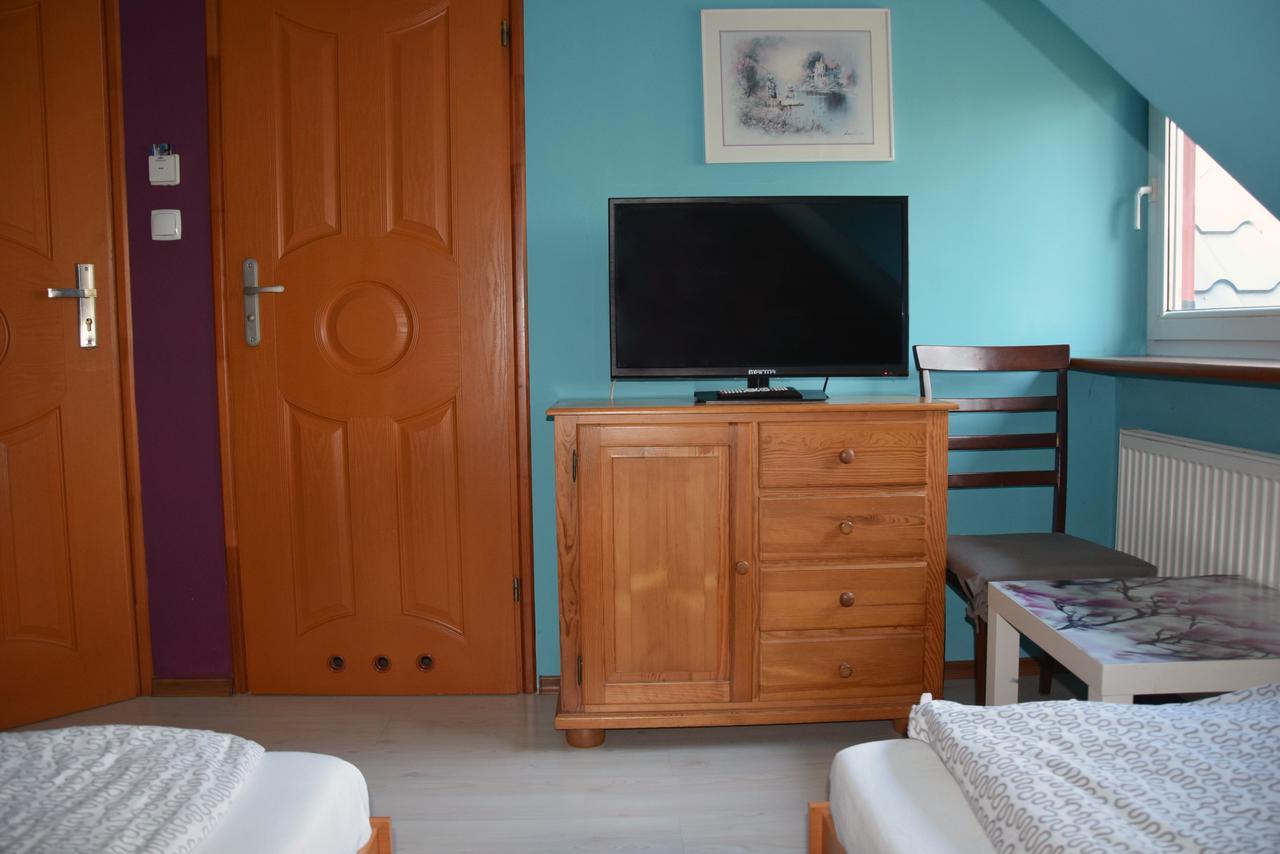 Pensjonat Europa Apartment Brzeziny ภายนอก รูปภาพ