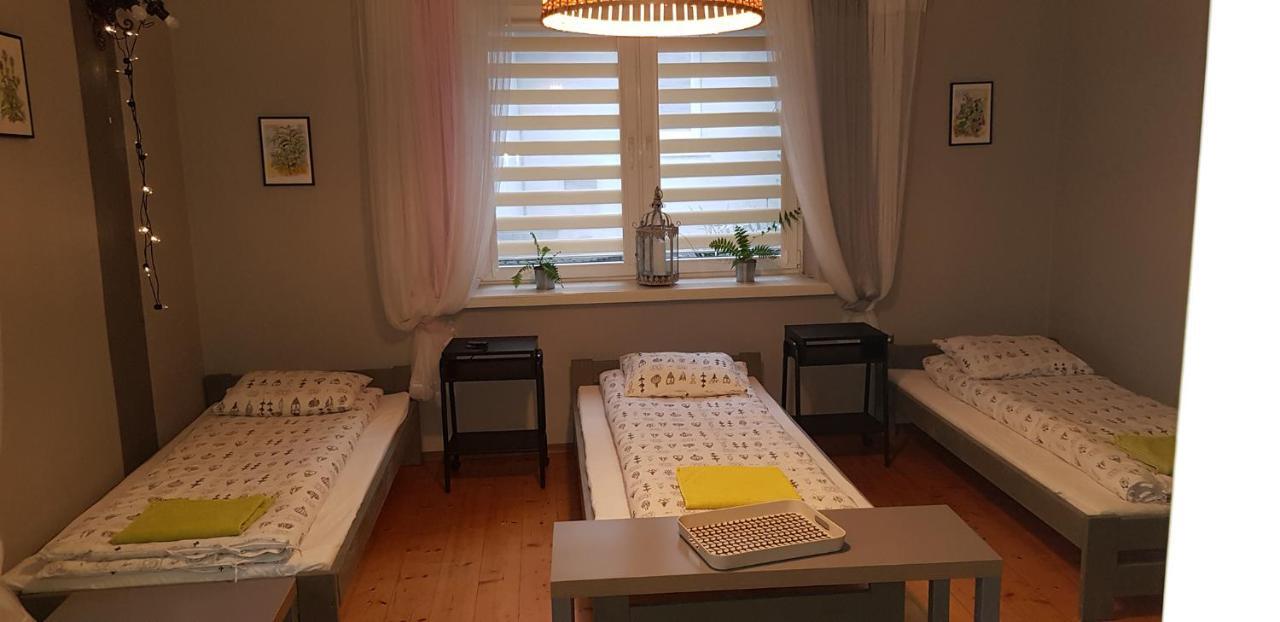 Pensjonat Europa Apartment Brzeziny ภายนอก รูปภาพ